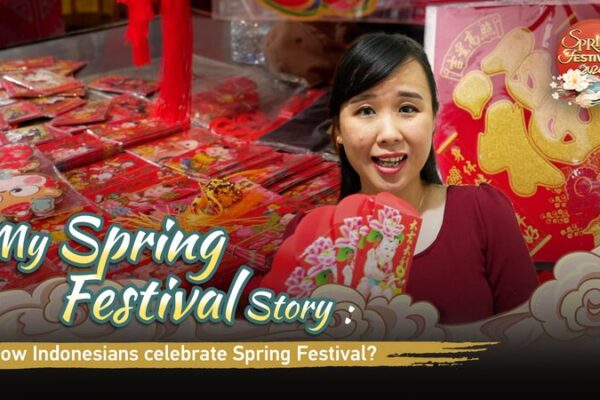Indonesia Embraces the Spring Festival: Celebrating with Vlogger Reni Indonesia Embraces the Spring Festival: Celebrating with Vlogger Reni video poster