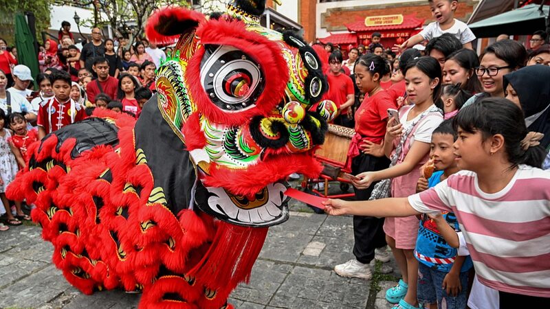 Indonesia_s_Spring_Festival__Uniting_Cultures_Through_Celebration - Khabar Asia Indonesia_s_Spring_Festival__Uniting_Cultures_Through_Celebration