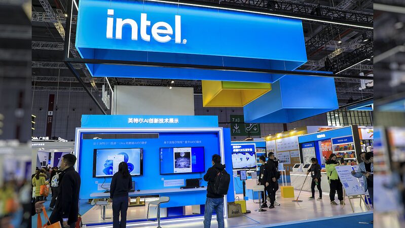 Intel_Reports_7_Billion_Loss_in_Chip-Making_Unit_Amidst_Push_to_Reclaim_Industry_Lead - Khabar Asia Intel Reports $7 Billion Loss in Chip-Making Unit Amidst Push to Reclaim Industry Lead