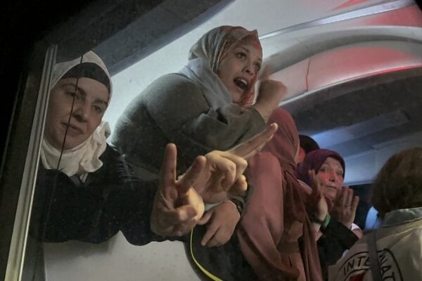 Israel-Hamas_Truce_Enters_Day_3_with_Hostage_and_Prisoner_Exchanges_poster - Khabar Asia Israel-Hamas Truce Enters Day 3 with Hostage and Prisoner Exchanges video poster