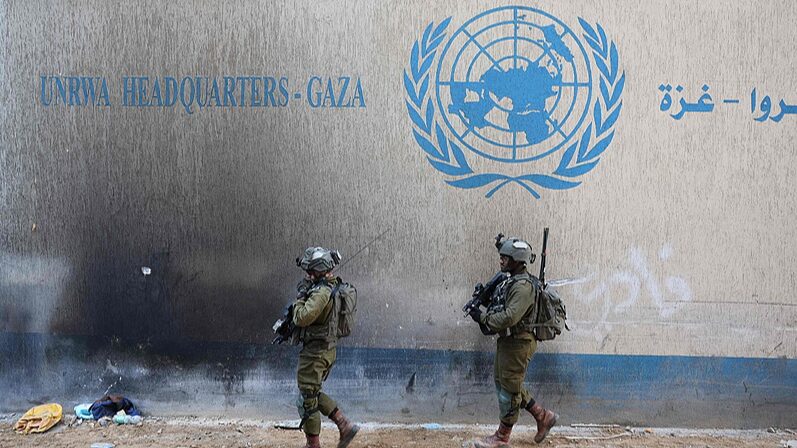Israel_Bans_UNRWA_Operations_as_Palestinians_Report_100_000_Residents_Trapped - Khabar Asia Israel_Bans_UNRWA_Operations_as_Palestinians_Report_100_000_Residents_Trapped