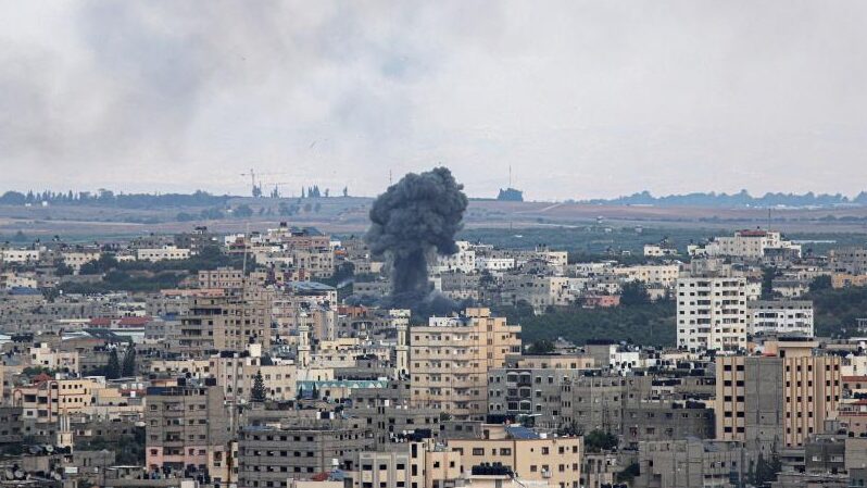 Israel_Launches_Ground_Raids_in_Gaza_Orders_Mass_Evacuation_Amid_Intensifying_Conflict_poster - Khabar Asia Israel Launches Ground Raids in Gaza, Orders Mass Evacuation Amid Intensifying Conflict video poster