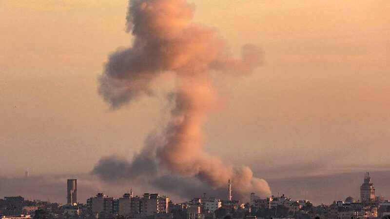 Israel_Orders_Evacuation_of_Khan_Younis_Launches_Strikes_Across_Gaza_poster - Khabar Asia Israel Orders Evacuation of Khan Younis, Launches Strikes Across Gaza video poster