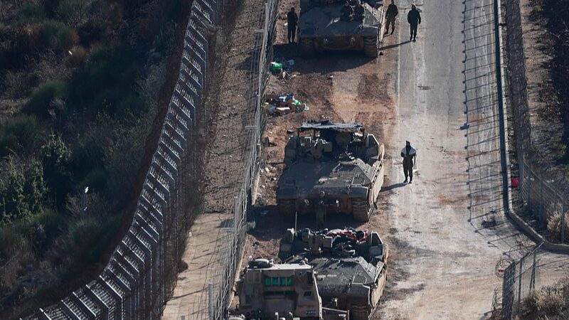 Israeli_Forces_Seize_Border_Areas__Strike_Strategic_Weapons_in_Syria-1 - Khabar Asia Israeli_Forces_Seize_Border_Areas__Strike_Strategic_Weapons_in_Syria