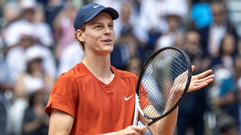 Jannik_Sinner_Makes_History_with_French_Open_Semifinal_Berth_and_Ascends_to_World_No_1 - Khabar Asia Jannik Sinner Makes History with French Open Semifinal Berth and Ascends to World No. 1