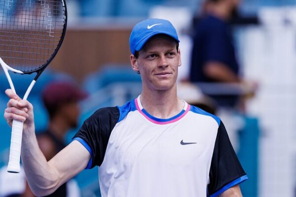 Jannik Sinner and Daniil Medvedev Reach Miami Open Semifinals