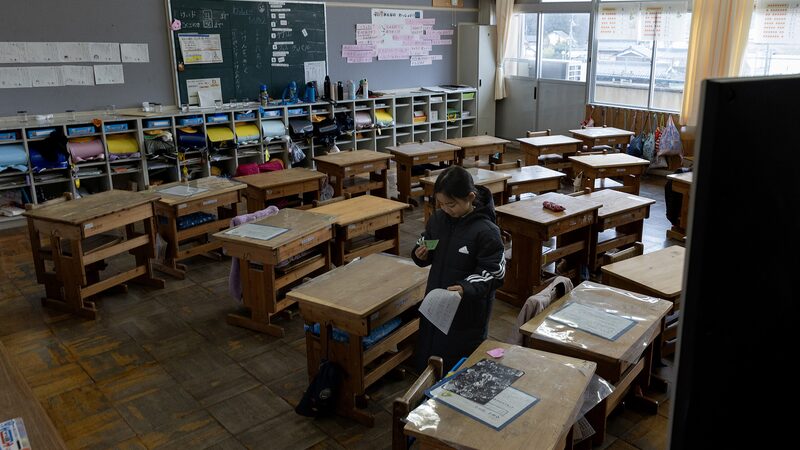 Japan_s_Births_Poised_to_Drop_Below_700_000_in_2024__A_Record_Low - Khabar Asia Japan_s_Births_Poised_to_Drop_Below_700_000_in_2024__A_Record_Low