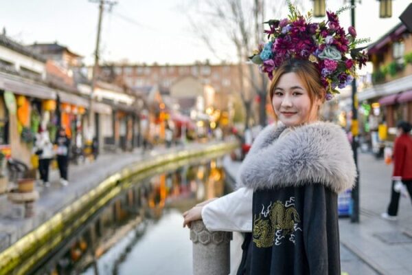 Jinans_Tourism_Thrives_Post-Festivals_as_Visitors_Flock_to_Historic_Streets - Khabar Asia Jinan's Tourism Thrives Post-Festivals as Visitors Flock to Historic Streets