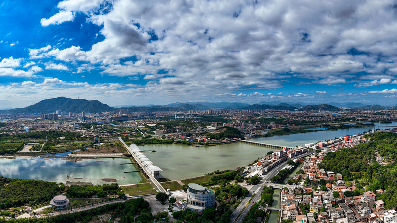 Jinjiang_City_Shines_Globally__Embracing_the_Spirit_of_Striving_for_Success video poster