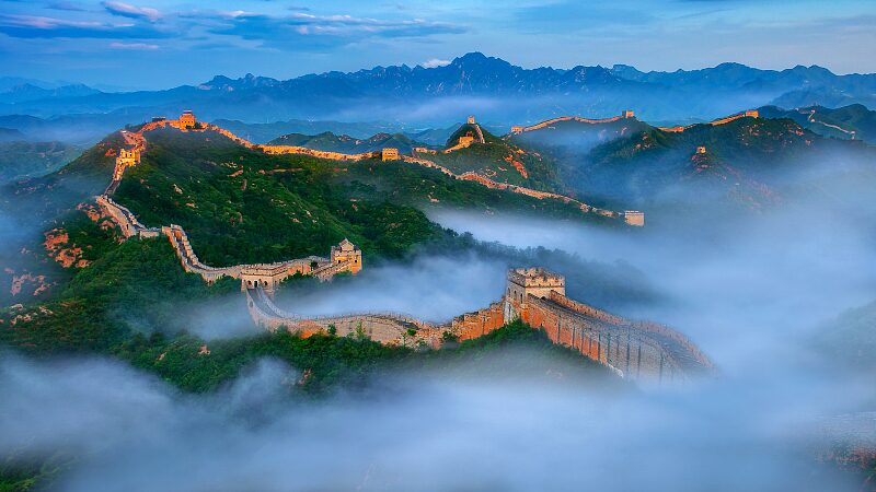 Jinshanling_Chinas_Ancient_Wall_Boosts_Modern_Prosperity_poster - Khabar Asia Jinshanling: China's Ancient Wall Boosts Modern Prosperity video poster