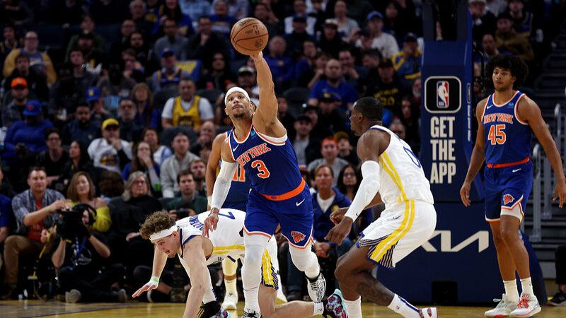 Josh_Harts_Triple-Double_Leads_Knicks_Past_Warriors_119-112 - Khabar Asia Josh Hart's Triple-Double Leads Knicks Past Warriors 119-112