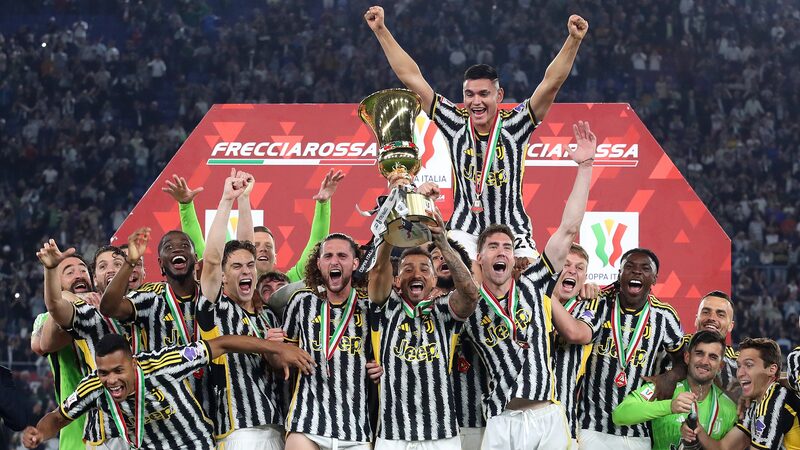 Juventus_Ends_Three-Year_Trophy_Drought_with_Vlahovics_Italian_Cup_Triumph - Khabar Asia Juventus Ends Three-Year Trophy Drought with Vlahovic's Italian Cup Triumph