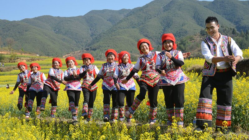 Kunming's Xiangshui Village Beckons with Vibrant Rapeseed Flower Festival