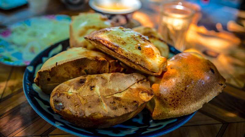 Kyrgyz_Samsas_A_Culinary_Highlight_at_the_SCO_Summit_Banquet - Khabar Asia Kyrgyz Samsas: A Culinary Highlight at the SCO Summit Banquet