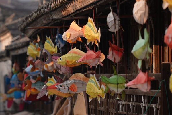 Legacy of Light: Xiangshan’s Fish Lanterns Illuminate the Spring Festival Legacy_of_Light__Xiangshan_s_Fish_Lanterns_Illuminate_the_Spring_Festival