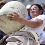Lhasa Celebrates Inaugural Farmers and Herdsmen Sports Games with Traditional Flair