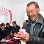 Li_Qiang_Highlights_Migrant_Workers__Rights__Urban_Renewal_in_State_Council_Meeting