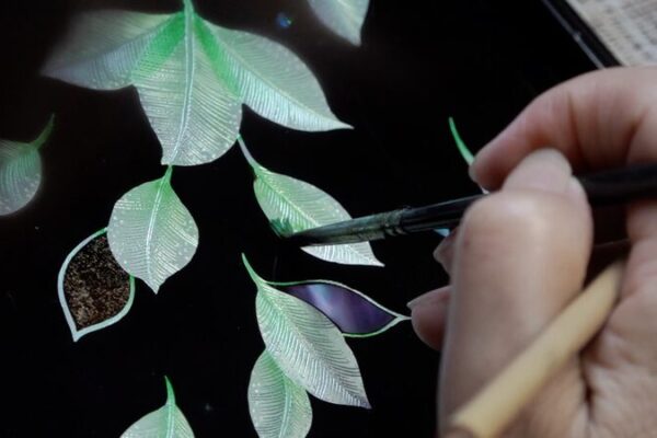 Li Ziqi’s Lacquer Master Unveils the Art Behind the Craft Li_Ziqi_s_Lacquer_Master_Unveils_the_Art_Behind_the_Craft video poster