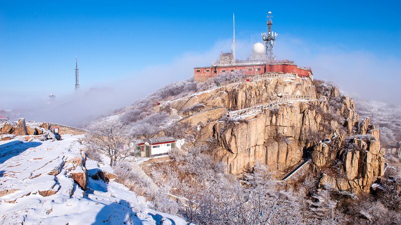 Livestream: Experience the Snow-covered Splendor of Mount Tai in Shandong video poster