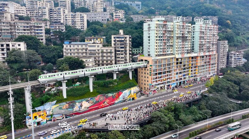 Liziba_Station_in_Chongqing__The_Train_That__Disappears__into_a_Residential_Building - Khabar Asia Liziba_Station_in_Chongqing__The_Train_That__Disappears__into_a_Residential_Building