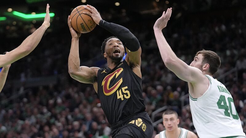 Luka_Doncic_Leads_Mavericks_Over_Thunder_Cavaliers_Dominate_Celtics - Khabar Asia Luka Doncic Leads Mavericks Over Thunder; Cavaliers Dominate Celtics