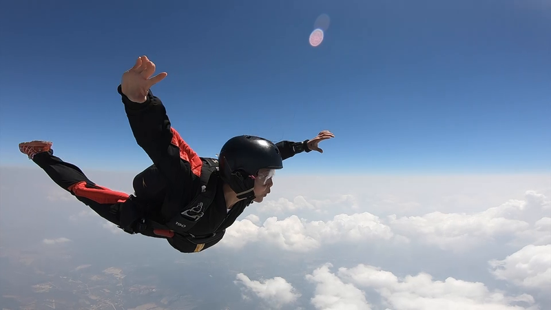 Luo_Jings_Journey_Beyond_the_Summits_Pursuing_New_Dreams_Above_the_Clouds_poster - Khabar Asia Luo Jing's Journey Beyond the Summits: Pursuing New Dreams Above the Clouds video poster