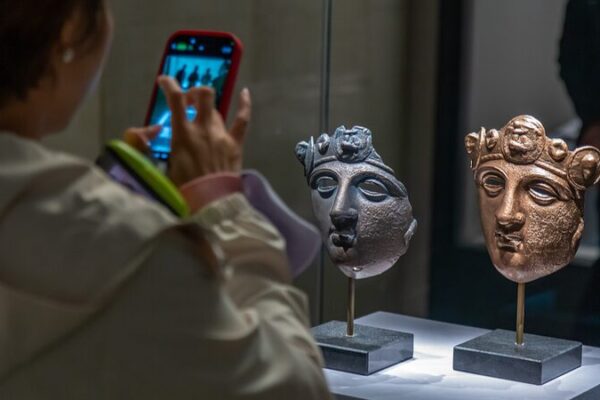 Luxembourg’s Ancient Treasures Illuminate Henan Museum in Cultural Exchange Exhibition Luxembourg's Ancient Treasures Illuminate Henan Museum in Cultural Exchange Exhibition