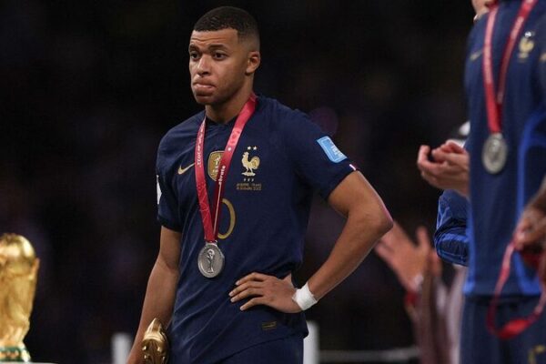 Macron Urges Real Madrid to Allow Mbappe to Play at 2024 Olympics Macron Urges Real Madrid to Allow Mbappe to Play at 2024 Olympics