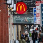 Major_U_S__Fast_Food_Chains_Remove_Onions_Amid_E__coli_Outbreak