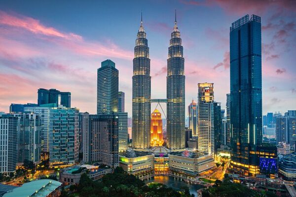 Malaysia Sees Surge in Chinese Tourists After Introducing Visa-Free Entry Malaysia_Sees_Surge_in_Chinese_Tourists_After_Introducing_Visa_Free_Entry