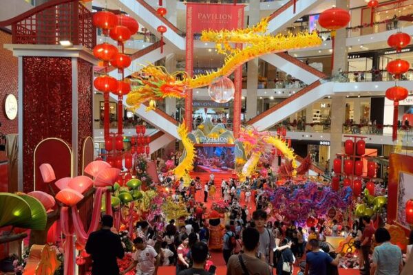 Malaysia Welcomes Chinese Tourists for Spring Festival Amid Visa-Free Policy video poster