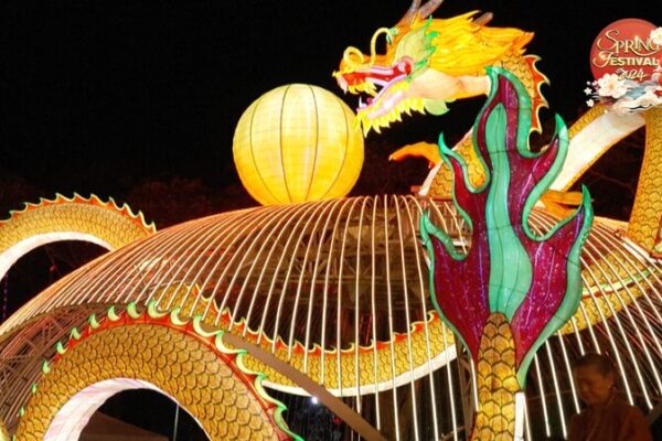 Malaysia's Spectacular Lantern Festival Lights Up Village Near Kuala Lumpur video poster