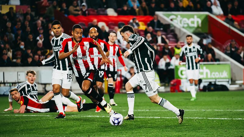Man_Utd_Held_by_Brentford_as_Tottenham_and_Villa_Win_in_Top_Four_Race - Khabar Asia Man Utd Held by Brentford as Tottenham and Villa Win in Top Four Race
