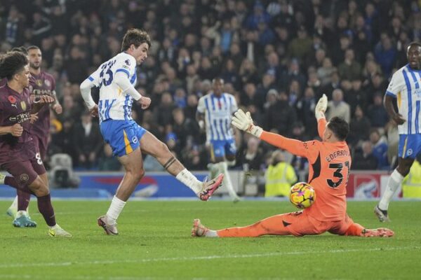 Manchester City Shocked by Brighton: Defending Champions Suffer Fourth Consecutive Defeat Manchester_City_Shocked_by_Brighton__Defending_Champions_Suffer_Fourth_Consecutive_Defeat