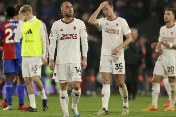 Manchester United’s Stunning Collapse at Crystal Palace Shocks Asian Football Enthusiasts Manchester United's Stunning Collapse at Crystal Palace Shocks Asian Football Enthusiasts