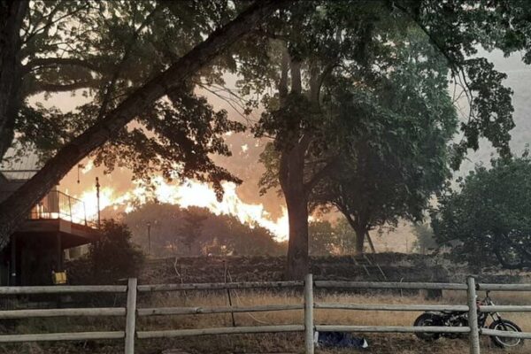 Massive Oregon Wildfire Scorches Over Half the Size of Rhode Island Massive_Oregon_Wildfire_Scorches_Over_Half_the_Size_of_Rhode_Island