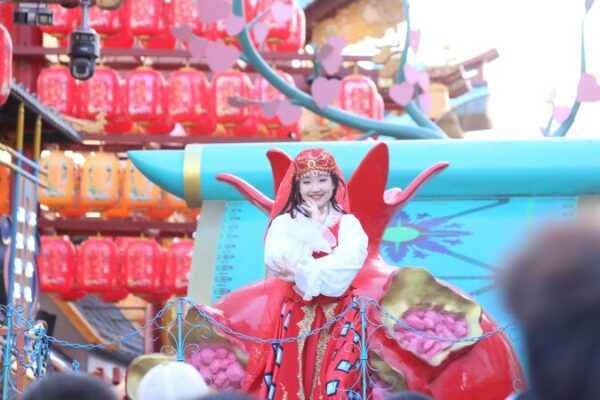May Day Holiday Travelers Explore New Destinations Across China May Day Holiday Travelers Explore New Destinations Across China