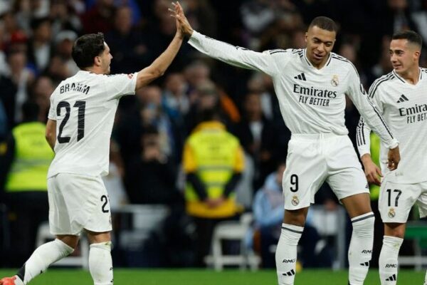 Mbappé Returns from ‘Bottom’ as Real Madrid Overcome Sevilla 4-2; Navas Bids Farewell Mbappe__Returns_from__Bottom__as_Real_Madrid_Overcome_Sevilla_4_2__Navas_Bids_Farewell