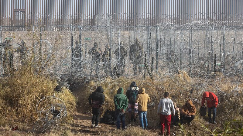 Mexico_Considers_Receiving_Non_Mexican_Deportees_from_U_S_ video poster