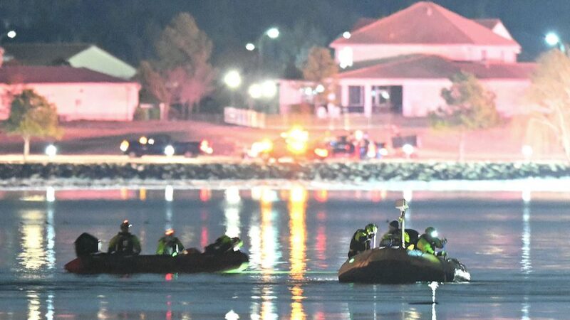 Midair_Collision_Sends_Plane_and_Helicopter_into_Potomac_River_Near_D_C___Rescue_Underway_poster - Khabar Asia Midair_Collision_Sends_Plane_and_Helicopter_into_Potomac_River_Near_D_C___Rescue_Underway video poster