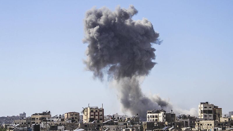 Middle_East_Tensions_Escalate_with_Israeli_Airstrikes_and_Hezbollah_Retaliation_poster - Khabar Asia Middle_East_Tensions_Escalate_with_Israeli_Airstrikes_and_Hezbollah_Retaliation video poster