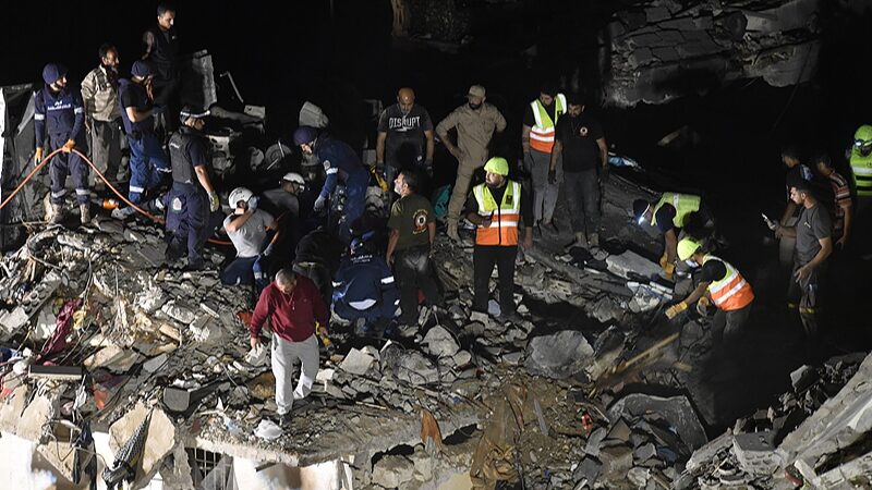 Middle_East_Tensions_Rise_as_Israel_Targets_Hezbollah_in_Lebanon video poster