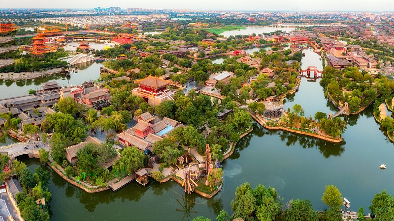 Millennium_City_Park_Brings_Ancient_Chinese_Painting_to_Life_in_Kaifeng - Khabar Asia Millennium City Park Brings Ancient Chinese Painting to Life in Kaifeng