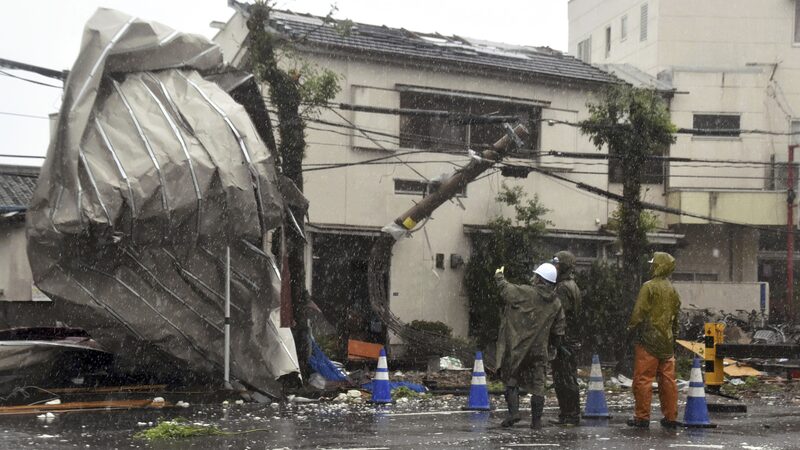 Millions_Evacuated_as_Typhoon_Shanshan_Batters_Japan_s_Kyushu_Region - Khabar Asia Millions_Evacuated_as_Typhoon_Shanshan_Batters_Japan_s_Kyushu_Region