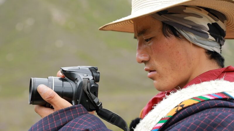 Missing_Black-necked_Crane_Chicks_A_Photographers_Quest_in_Qinghai_poster - Khabar Asia Missing Black-necked Crane Chicks: A Photographer's Quest in Qinghai video poster