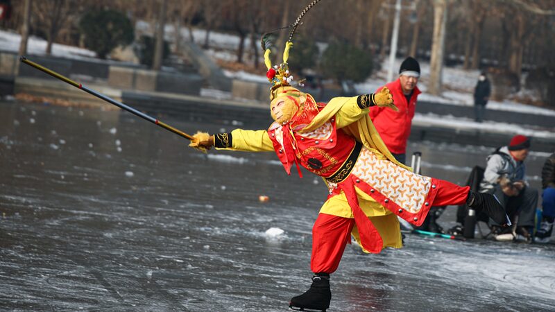 Monkey King Hits the Slopes: Tianjin Locals Bring Legends to Life
