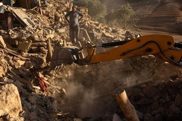 Morocco Earthquake: Rescue Efforts Intensify as Death Toll Exceeds 2,000 video poster