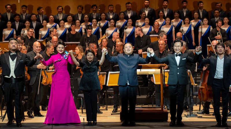 Muscat_Enthralled_by_Dazzling__China_Night__Cultural_Extravaganza