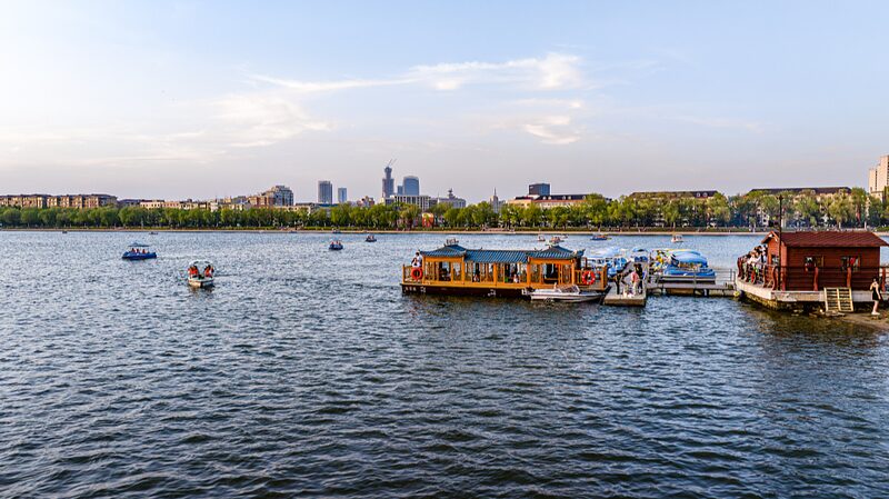 Nanhu_Lake_Park__A_Serene_Escape_in_the_Heart_of_Changchun_poster - Khabar Asia Nanhu_Lake_Park__A_Serene_Escape_in_the_Heart_of_Changchun video poster
