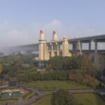 Nanjing Yangtze River Bridge: China's Architectural Marvel in Winter Splendor video poster